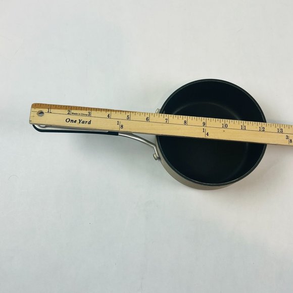 Calphalon 1 Quart Sauce Pan Pot 8701 94L - Picture 8 of 10